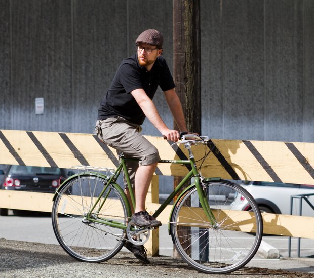 На велосипеде Linus Bikes
